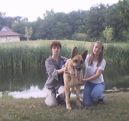 ThePark02.JPG (48187 bytes)